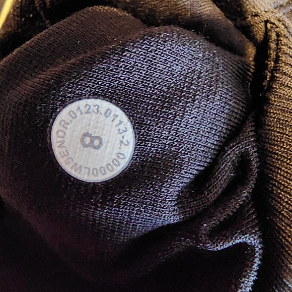 Lululemon Dance Studio Pants Black - Picture 6 of 6